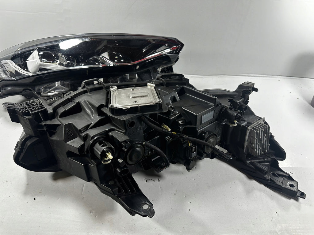 Frontscheinwerfer Renault Talisman 260602488R 260100184R LED Ein Satz Headlight SCH6103667958kt