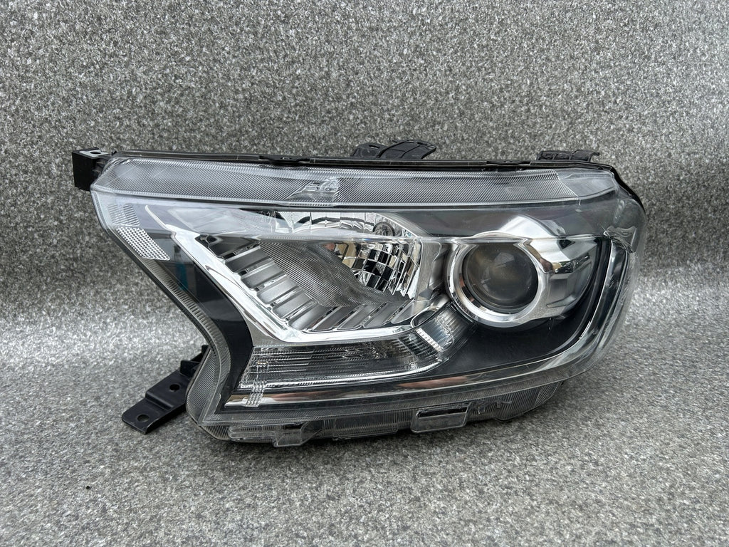 Frontscheinwerfer Ford Ranger Links Scheinwerfer Headlight SCH7368424917st