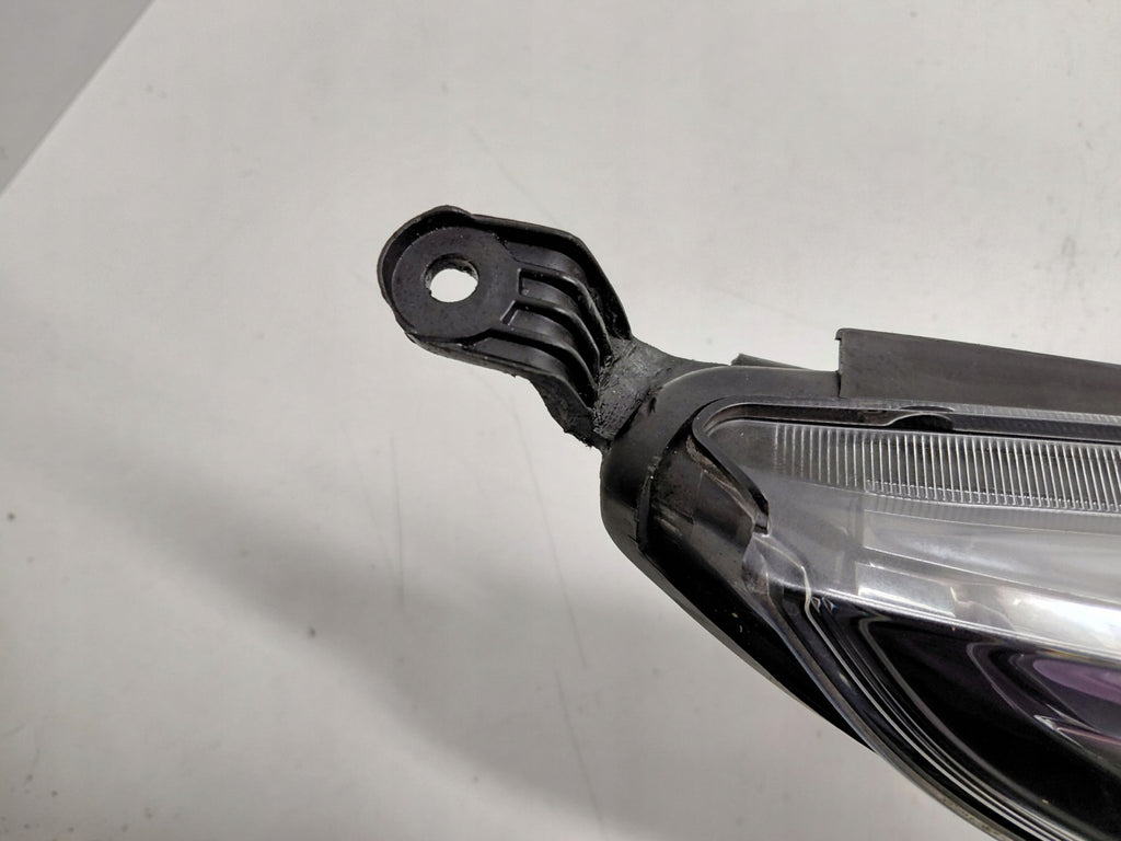 Frontscheinwerfer Toyota Avensis Rechts Scheinwerfer Headlight SCH8399043867xr