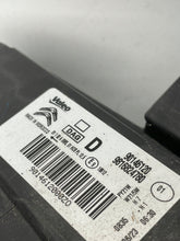 Laden Sie das Bild in den Galerie-Viewer, Frontscheinwerfer Citroën Berlingo 9816824880 9816824780 Ein Satz Headlight SCH2200192515eu