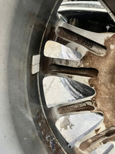 Load image into Gallery viewer, 1x Alufelge 17 Zoll 7.0" 5x114.3 45ET Glanz Silber 9965A17070 Mazda I Rim Wheel FEL7849902436bq