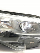 Laden Sie das Bild in den Galerie-Viewer, Frontscheinwerfer Peugeot Expert 9808572580 125PL77830019711004 Rechts Headlight SCH6984973287xa