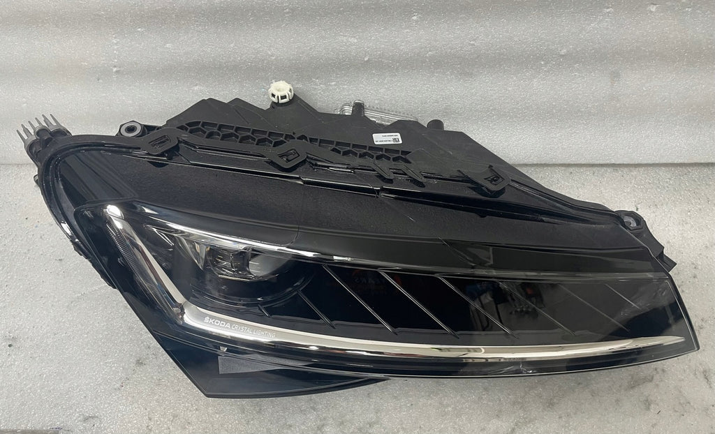 Frontscheinwerfer Skoda Superb III 3V1941016E LED Rechts Scheinwerfer Headlight
