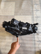 Laden Sie das Bild in den Galerie-Viewer, Frontscheinwerfer Seat Ibiza V 6F1941015B LED Links Scheinwerfer Headlight