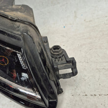Laden Sie das Bild in den Galerie-Viewer, Frontscheinwerfer Skoda Karoq 57B941016D Rechts Scheinwerfer Headlight SCH8857917906di