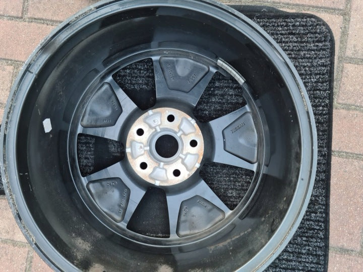 1x Alufelge 17 Zoll 6.5" 5x114.3 45ET N50701 Nissan Pulsar Rim Wheel FEL5554125392rs