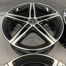 Laden Sie das Bild in den Galerie-Viewer, 4x Alufelge 18 Zoll 7.5" 5x112 49ET Glanz Schwarz A1774010700 Mercedes-Benz Cla FEL9497353241ms