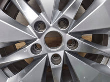 Load image into Gallery viewer, 1x Alufelge 16 Zoll 7.0" 5x112 46ET Glanz Silber 5E3601025 Skoda Octavia FEL8090740356lt