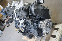 Load image into Gallery viewer, Motor Toyota Land Cruiser 3.0 Diesel Engine Unkomplett