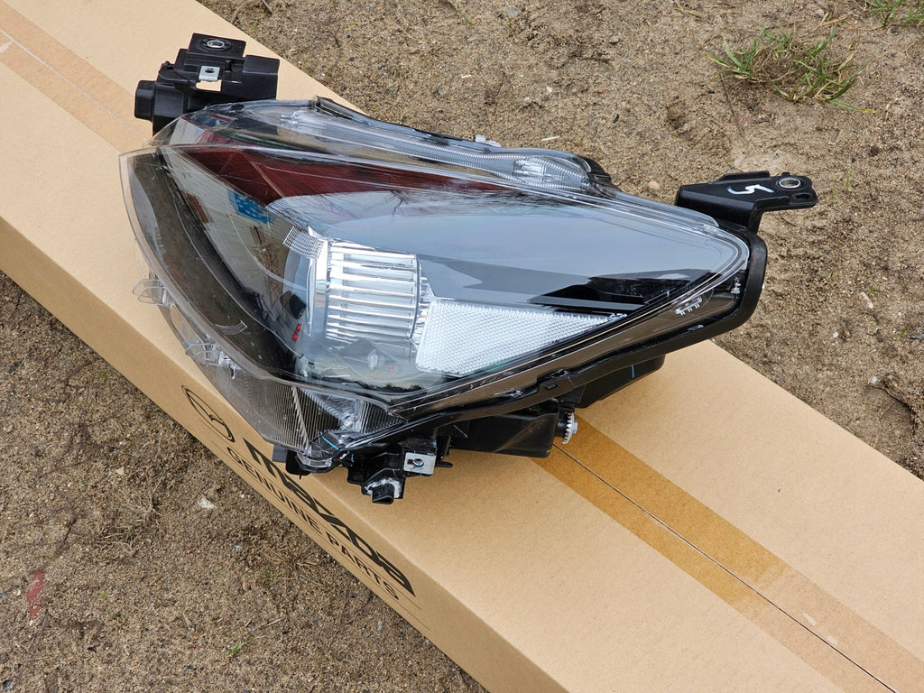 Frontscheinwerfer Mazda D43N-51040 Full LED Links Scheinwerfer Headlight