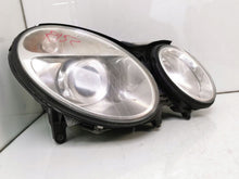 Laden Sie das Bild in den Galerie-Viewer, Frontscheinwerfer Mercedes-Benz W211 A0028202426 Vorderseite Headlight SCH4556171031zd