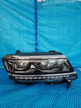 Load image into Gallery viewer, Frontscheinwerfer VW Tiguan 5NN941082C Rechts Scheinwerfer Headlight