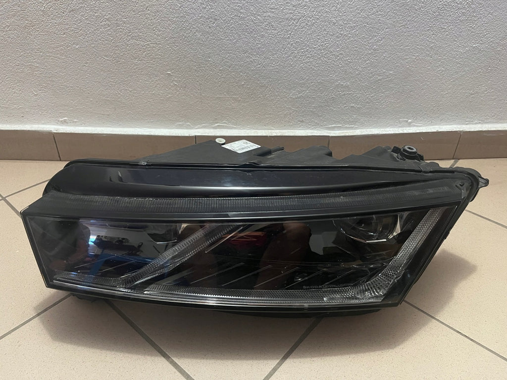 Frontscheinwerfer Skoda Octavia IV 5E4941015A LED Links Scheinwerfer Headlight SCH2829612370es