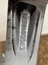 Load image into Gallery viewer, 1x Alufelge 18 Zoll 7.0" 5x112 575601025G Audi Rim Wheel FEL3663337241ht