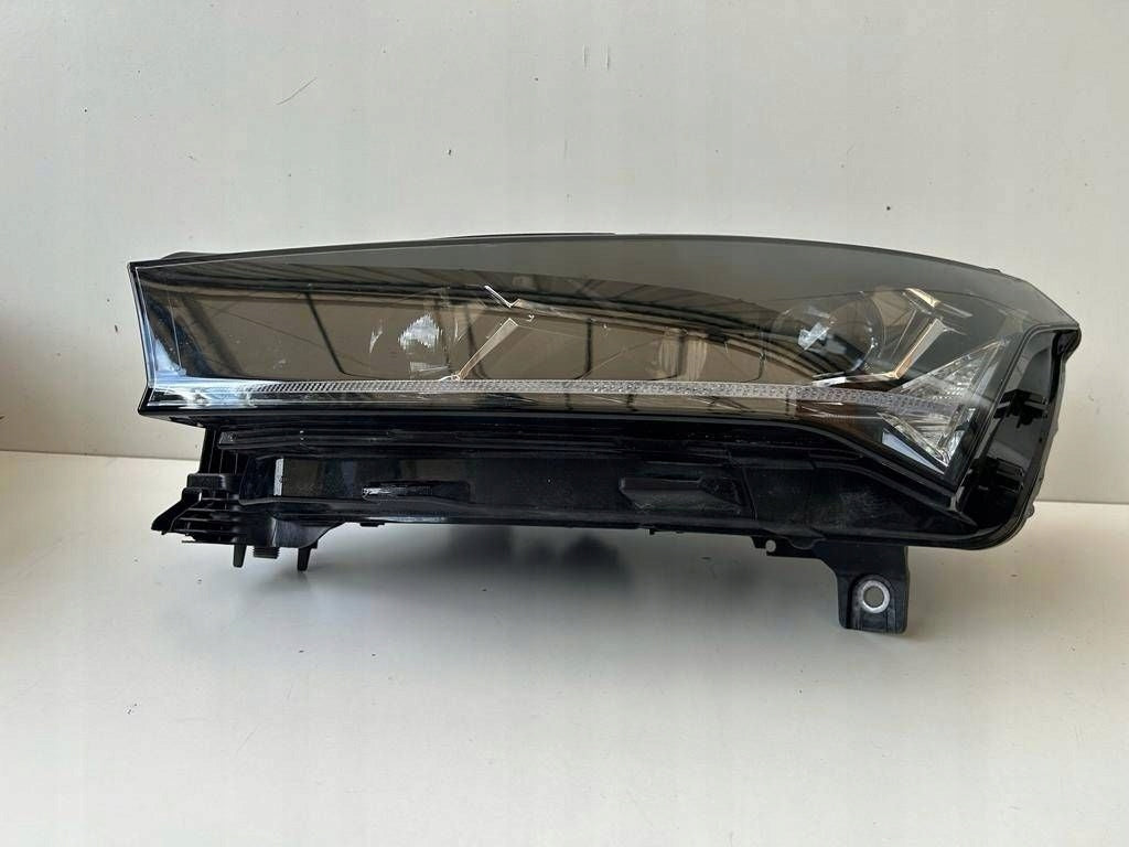 Frontscheinwerfer Skoda Enyaq 5LB941015A Full LED Links Scheinwerfer Headlight
