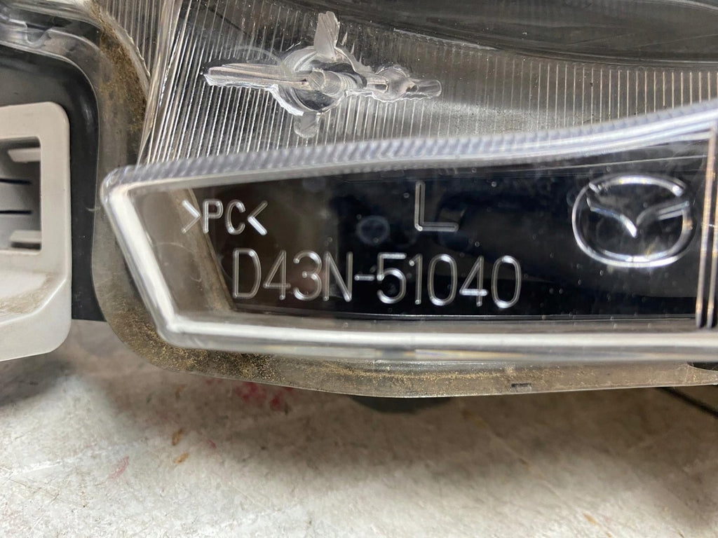 Frontscheinwerfer Mazda II D43N-51040 LED Links Scheinwerfer Headlight SCH3767283942kt
