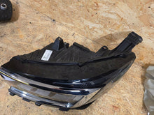 Laden Sie das Bild in den Galerie-Viewer, Frontscheinwerfer Opel Grandland X 9850145980 Links Scheinwerfer Headlight SCH8341543507yd