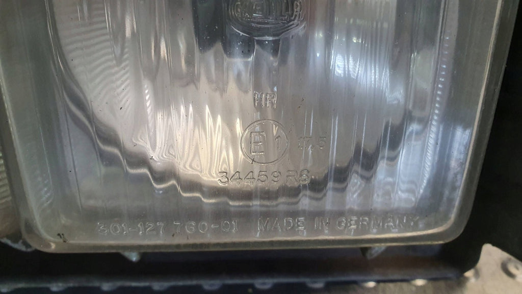 Frontscheinwerfer VW Transporter 255941006 Rechts Scheinwerfer Headlight