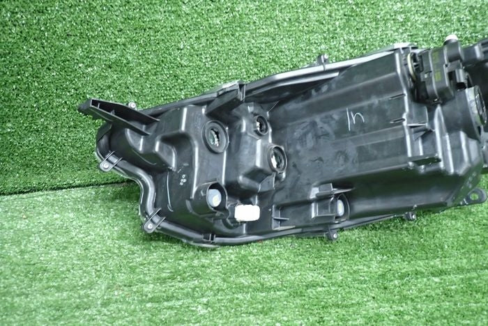Frontscheinwerfer Toyota Yaris Rechts Scheinwerfer Headlight SCH4964728994gi