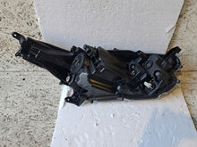 Load image into Gallery viewer, Frontscheinwerfer Toyota Yaris Links Scheinwerfer Headlight