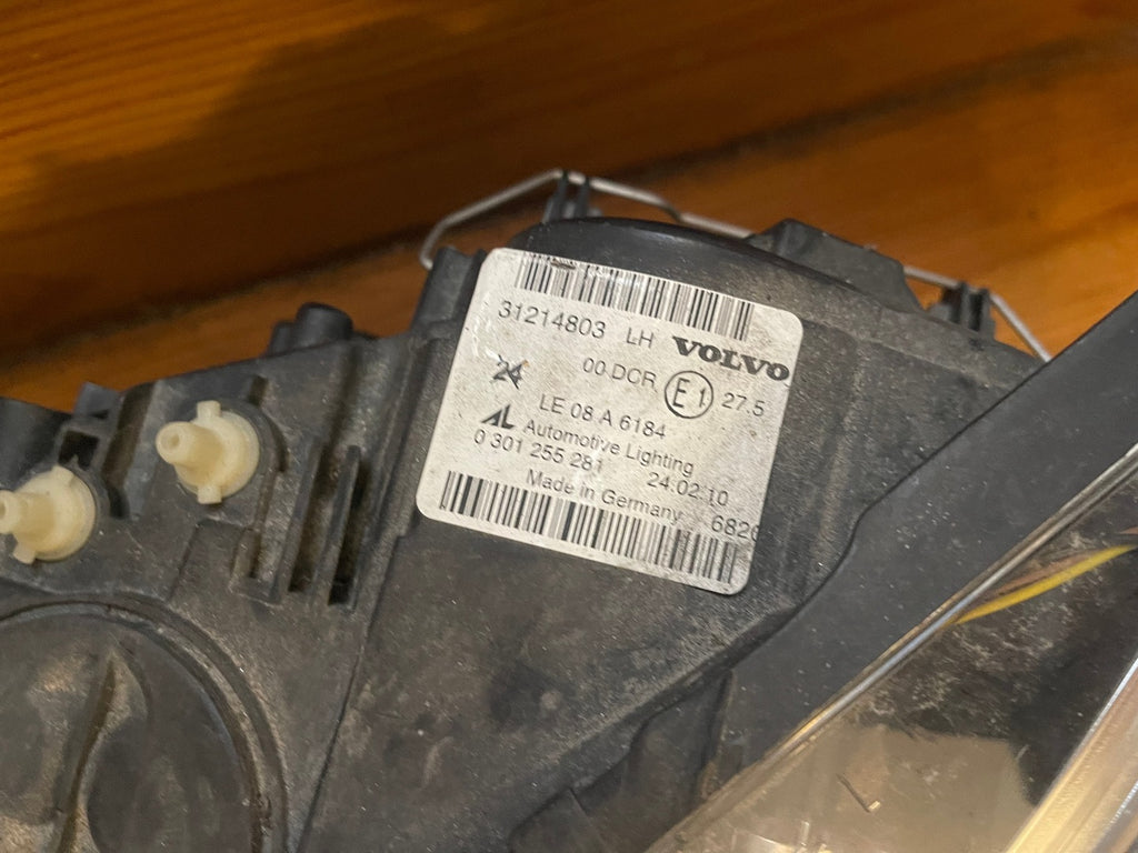 Frontscheinwerfer Volvo C30 31214803 LE08A6184 Xenon Links Headlight