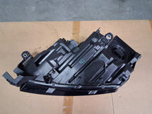 Laden Sie das Bild in den Galerie-Viewer, Frontscheinwerfer Skoda Octavia IV 5E4941016B LED Rechts Scheinwerfer Headlight SCH1620956988zc