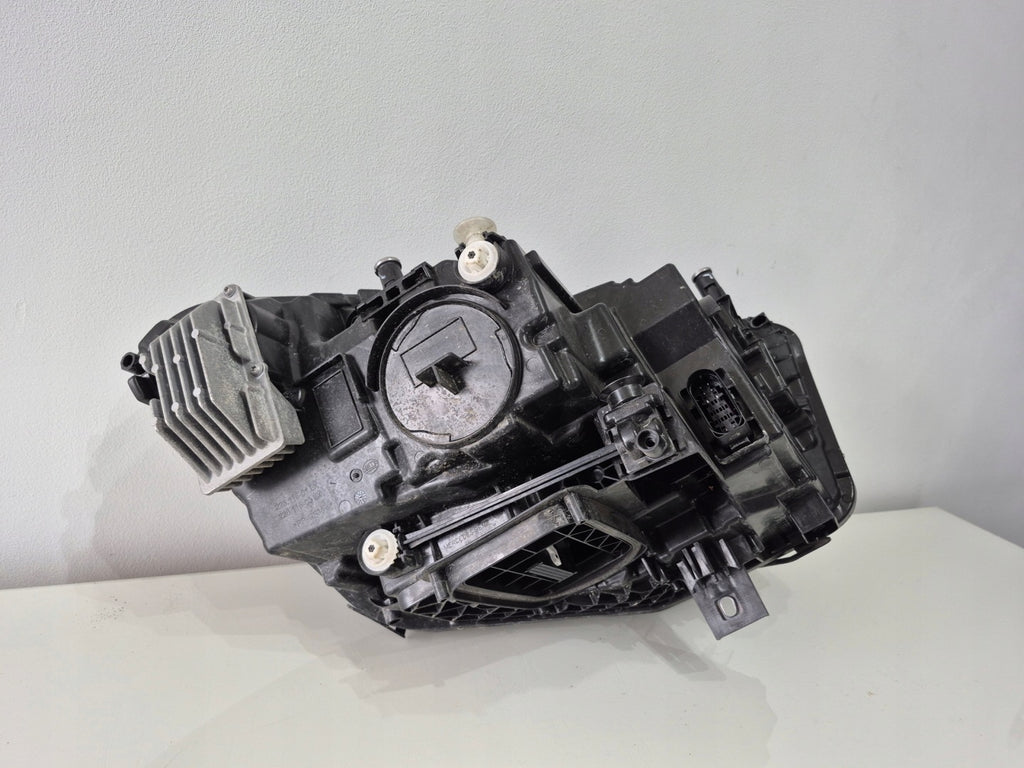 Frontscheinwerfer Mercedes-Benz Gla A2479064105 Links Scheinwerfer Headlight SCH2595172272ie