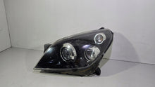 Laden Sie das Bild in den Galerie-Viewer, Frontscheinwerfer Opel Astra H I 124986713874 Links Scheinwerfer Headlight SCH8808760226ob