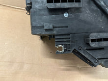 Laden Sie das Bild in den Galerie-Viewer, Frontscheinwerfer Audi Q5 Rechts Scheinwerfer Headlight