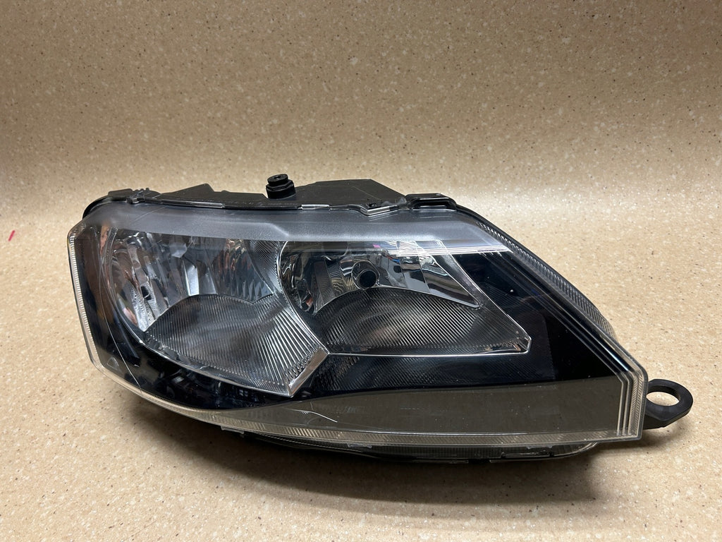 Frontscheinwerfer Skoda Rapid 5JB941018 Rechts Scheinwerfer Headlight SCH1396256983jq