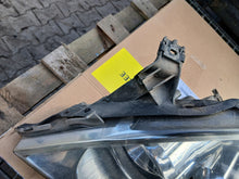 Load image into Gallery viewer, Frontscheinwerfer Opel Vectra C Links Scheinwerfer Headlight SCH6227597940hj