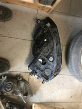 Laden Sie das Bild in den Galerie-Viewer, Frontscheinwerfer 517941031B Links Scheinwerfer Headlight