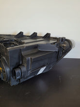 Laden Sie das Bild in den Galerie-Viewer, Frontscheinwerfer Seat Alhambra 7N5941752 Rechts Scheinwerfer Headlight