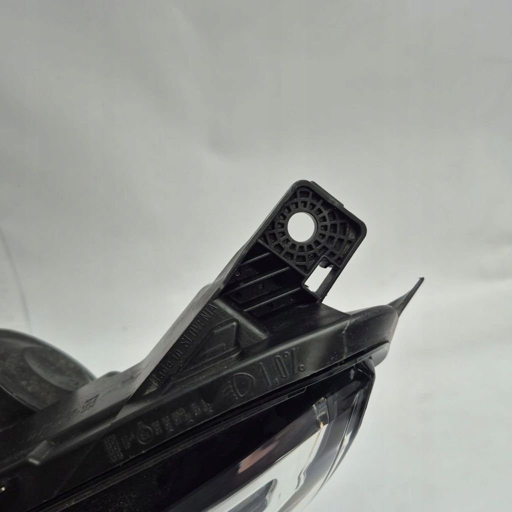 Frontscheinwerfer Renault Scenic 260607230R Links Scheinwerfer Headlight SCH1555537980op