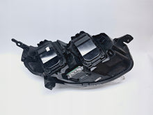 Laden Sie das Bild in den Galerie-Viewer, Frontscheinwerfer Opel Zafira A Vivaro C 9832837680 Xenon Links Headlight