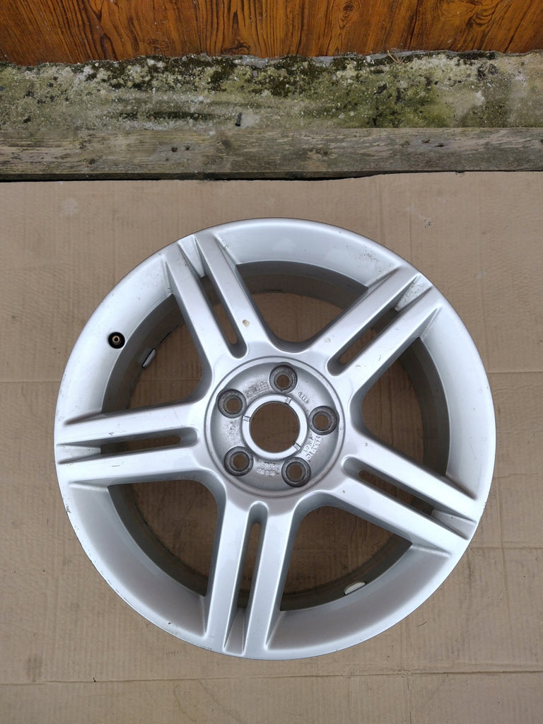 1x Alufelge 17 Zoll 7.5" 5x112 45ET Silber 9E0601025S Audi Rim Wheel