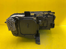 Laden Sie das Bild in den Galerie-Viewer, Frontscheinwerfer VW Tiguan 5NB941081A LED Links Scheinwerfer Headlight SCH4237056152qg