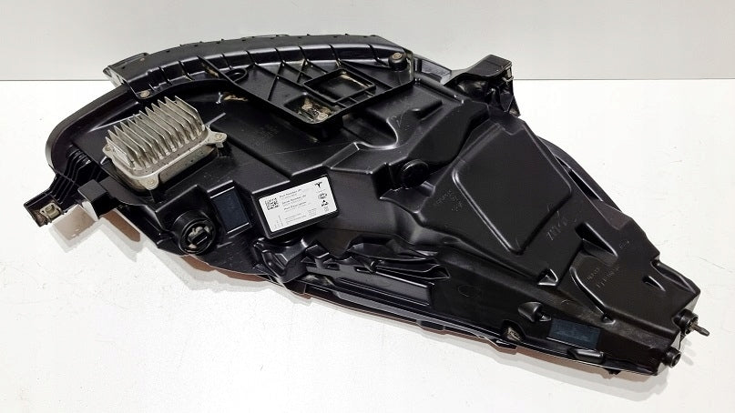 Frontscheinwerfer Tesla 3 Y 1514952-00-D Full LED Ein Stück (Rechts oder Links)