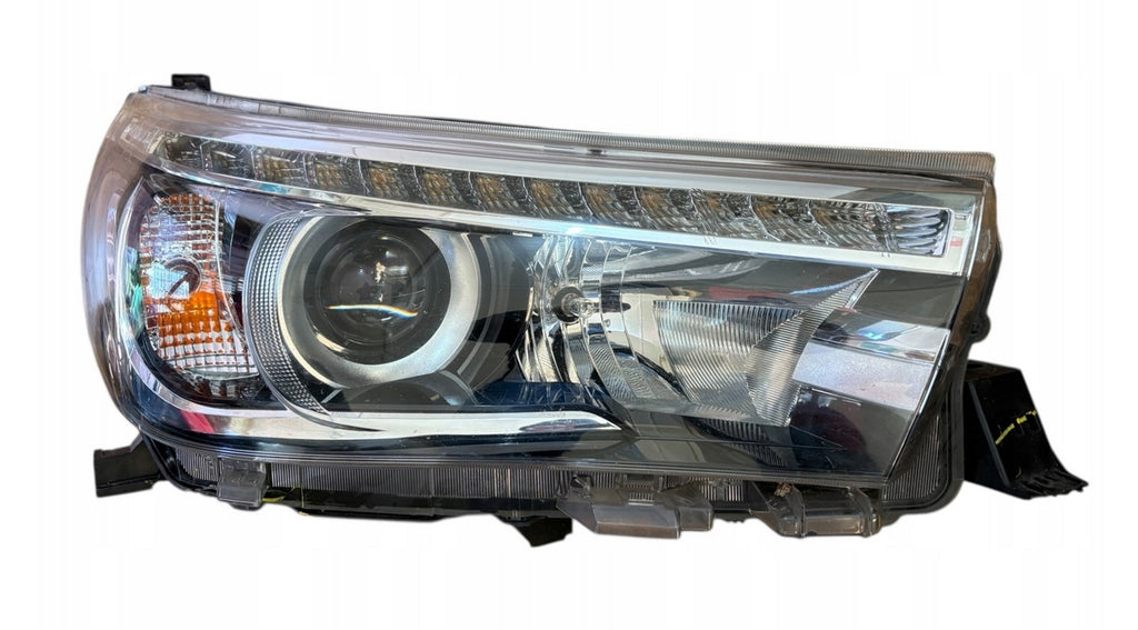 Frontscheinwerfer Toyota Hilux VIII LED Rechts Scheinwerfer Headlight SCH8492648626rz