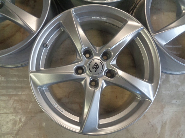 4x Alufelge 17 Zoll 7.0" 5x120 40ET Glanz Silber BMW I Rim Wheel FEL1009087773xm