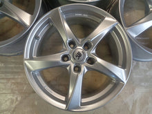 Load image into Gallery viewer, 4x Alufelge 17 Zoll 7.0" 5x120 40ET Glanz Silber BMW I Rim Wheel FEL1009087773xm