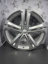 Load image into Gallery viewer, 1x Alufelge 18 Zoll 8.0" 5x112 41ET Glanz Silber 1K8601025E VW I Rim Wheel FEL4523398383tb