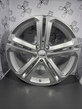 Load image into Gallery viewer, 1x Alufelge 18 Zoll 8.0" 5x112 41ET Glanz Silber 1K8601025E VW I Rim Wheel FEL4523398383tb