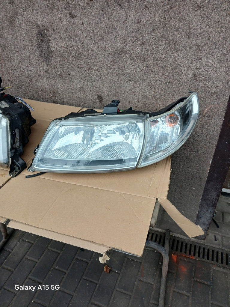 Frontscheinwerfer Saab 9-5 95 Ein Satz Scheinwerfer Headlight