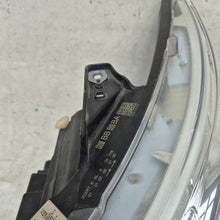 Laden Sie das Bild in den Galerie-Viewer, Frontscheinwerfer Mercedes-Benz Vito W447 A4479060101 Full LED Rechts oder Links SCH9789369050yk