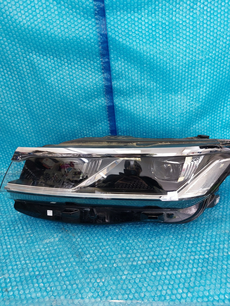 Frontscheinwerfer VW Touareg 761941035 Links Scheinwerfer Headlight