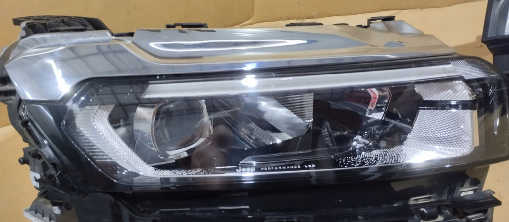 Frontscheinwerfer Jeep Commander 00534938640 534938640 LED Rechts Headlight SCH5882910797iz