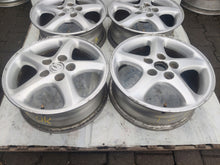 Load image into Gallery viewer, 4x Alufelge 16 Zoll 6.0&quot; 5x114.3 50ET Silber Mazda Rim Wheel