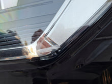 Laden Sie das Bild in den Galerie-Viewer, Frontscheinwerfer Audi Q3 83A941011 Full LED Links Scheinwerfer Headlight SCH8529880914oh