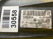 Laden Sie das Bild in den Galerie-Viewer, Frontscheinwerfer Volvo V70 S80 31420014 Xenon Rechts Scheinwerfer Headlight SCH6978092001gf